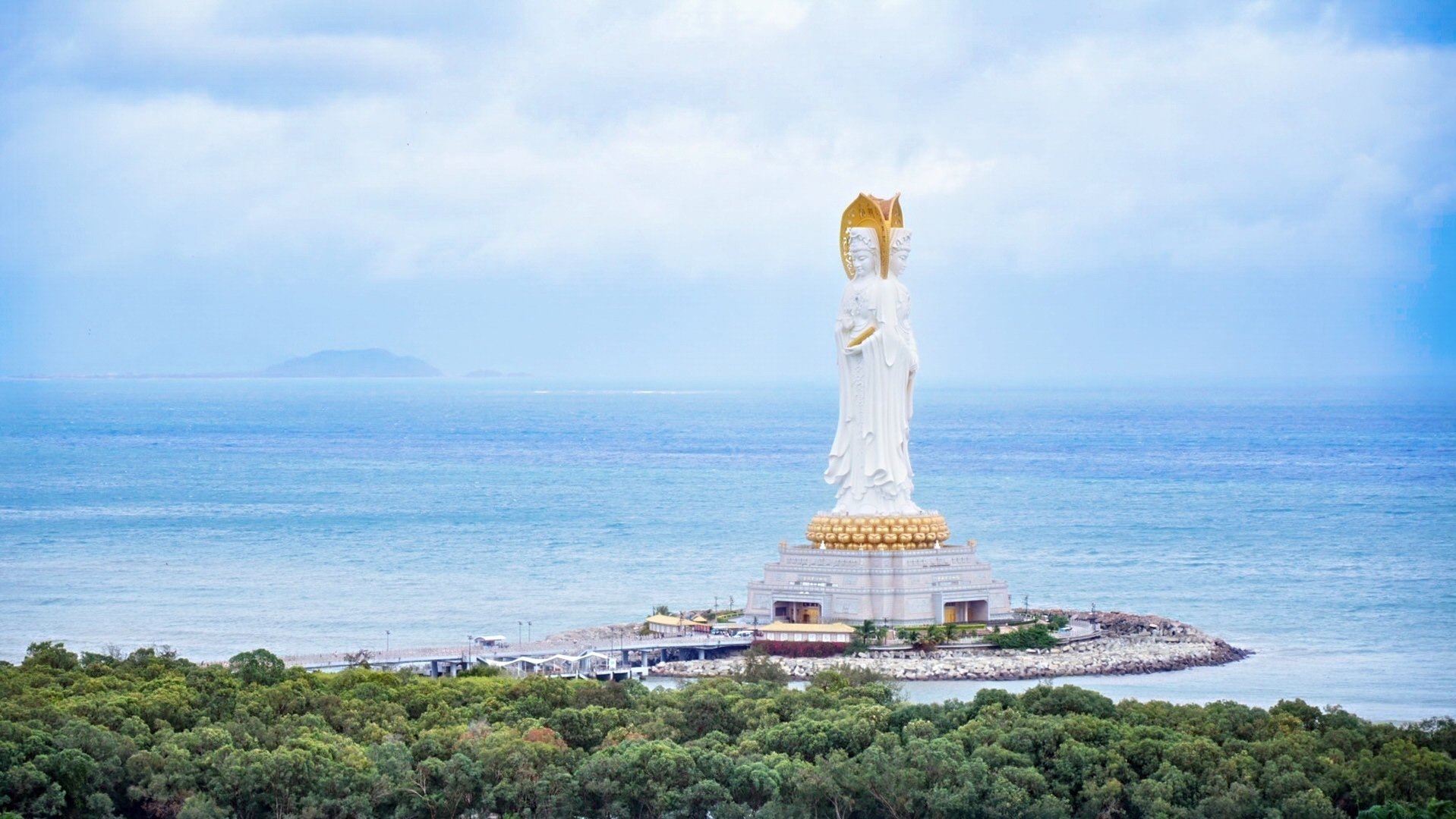 2025年“文化和自然遗产日”海南非遗宣传展示系列活动暨第五届三亚南山非遗季在三亚南山文化旅游区盛大开幕
