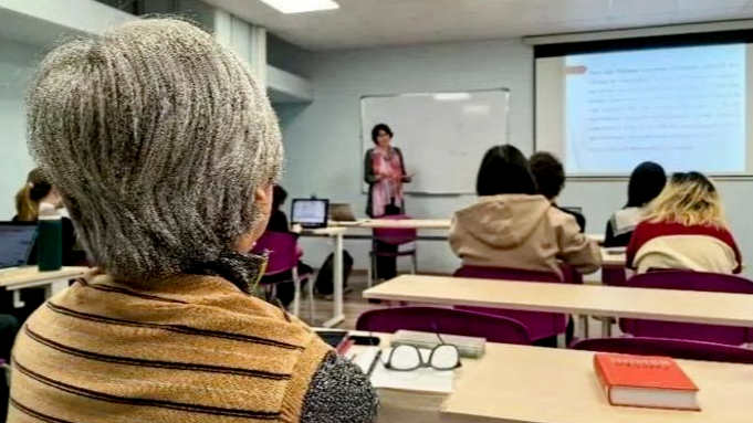 “银发留学”市场在中国兴起