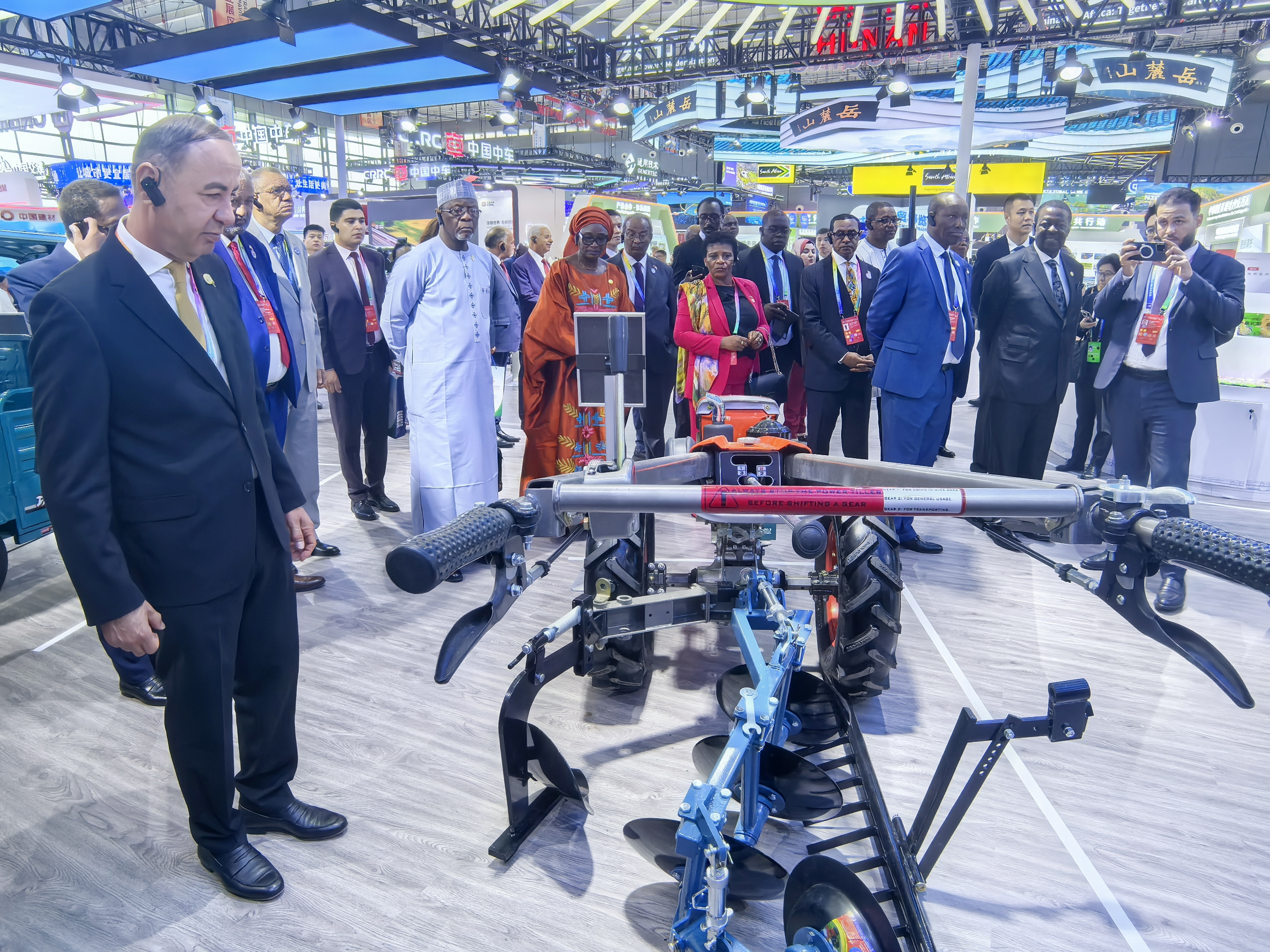 渝品热销非洲！重庆作为主宾市亮相第四届中非博览会