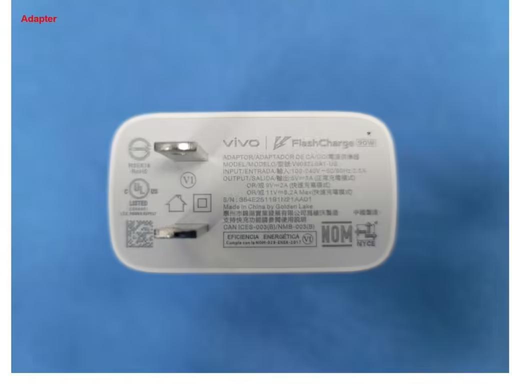 vivo X200 FE手机证件照曝光:6500mAh电池、90W充电