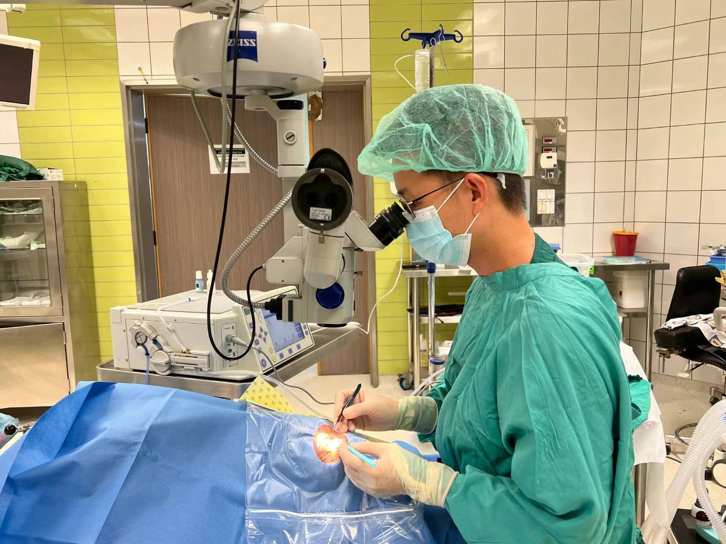 经典术式非洲焕发新生 深圳医生妙手擒“贼”