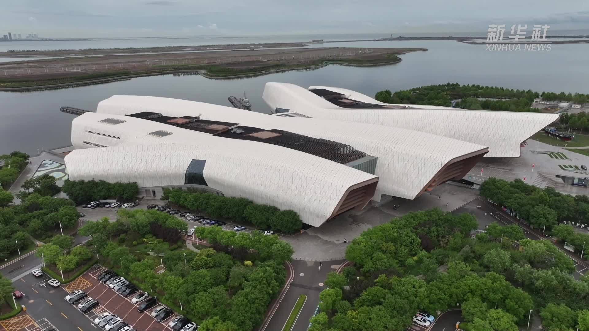 博物馆联动 澄江古生物化石“访津”