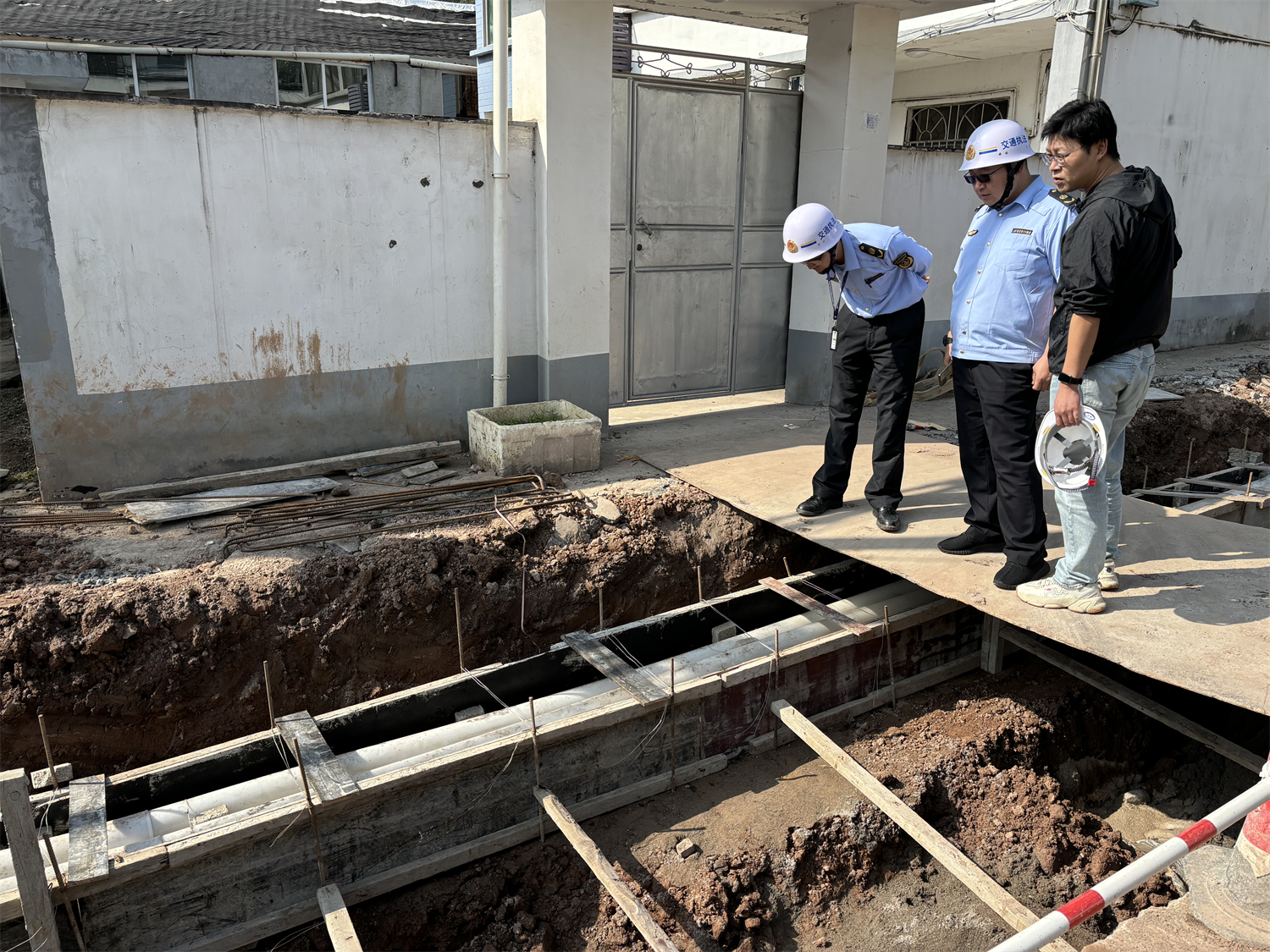 聚焦工程开工时 构建“监管+服务”新模式