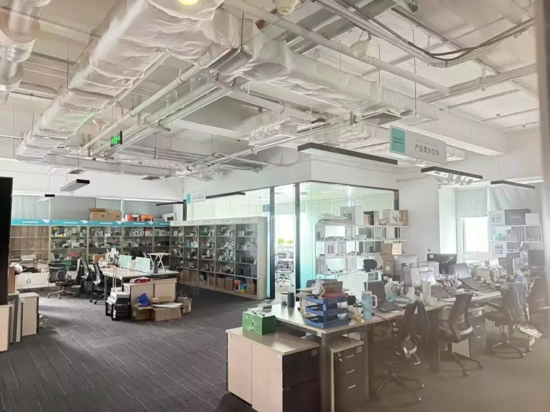 有燃烧起火风险，网上爆卖的充电宝品牌，紧急召回49万台充电宝_凤凰网