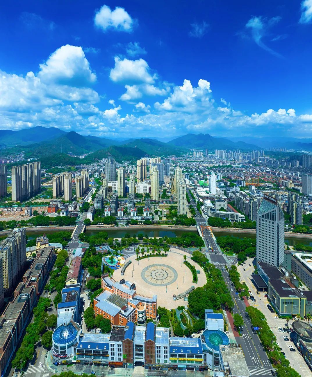 8月20日 奉城新貌 方亚琪+13506692730.jpg