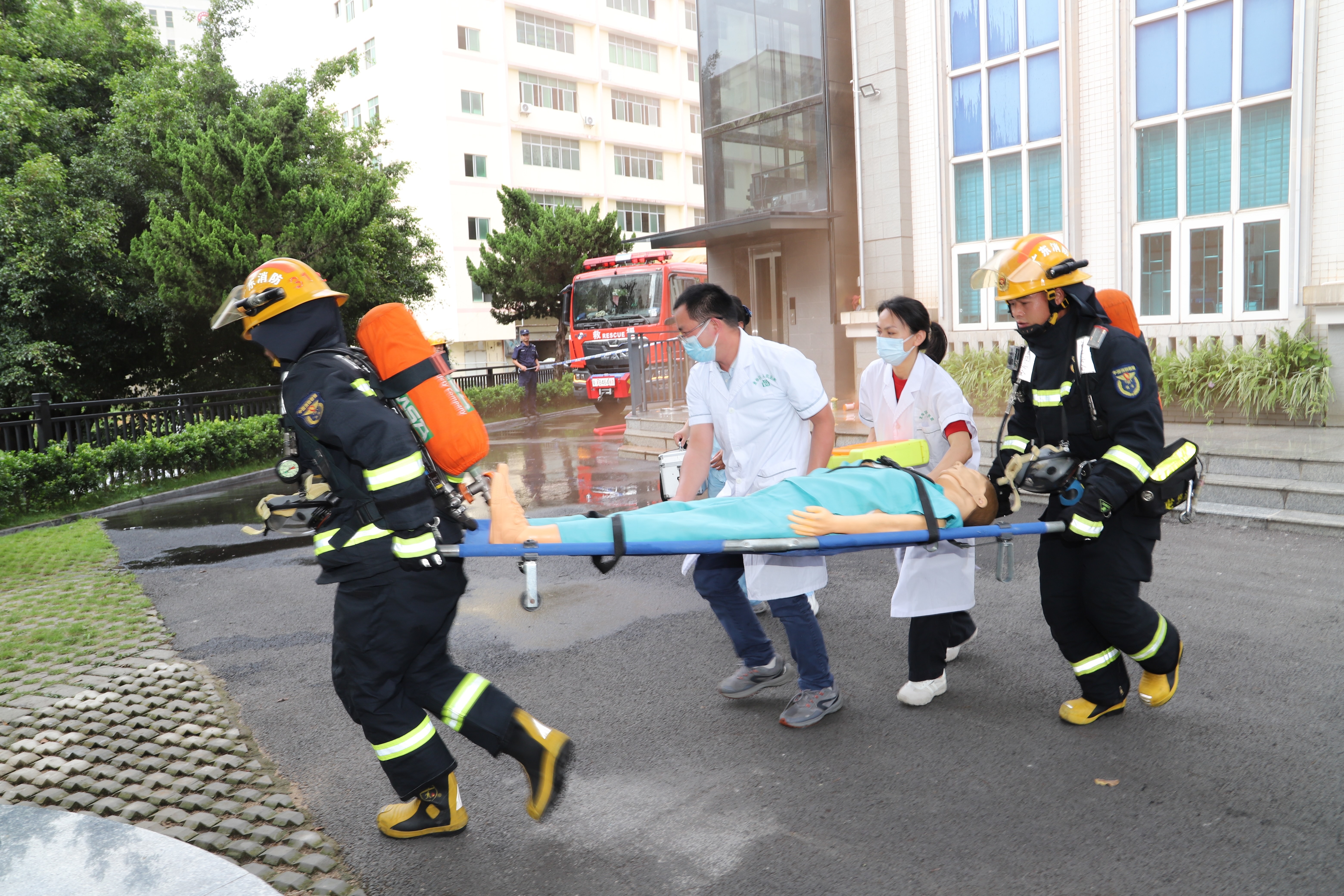 淬火砺剑护安宁!深圳市宗教活动场所应急演练以实战为墨,书写安全防线壮丽篇章