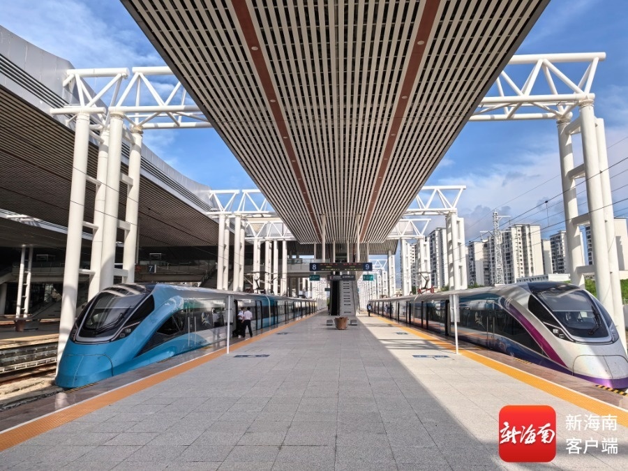 停在站台的列车。通讯员供图