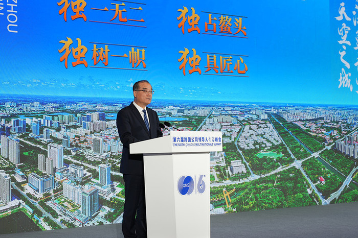 6月19日下午,通用航空和低空经济发展论坛举行,滨州市副市长吕明涛向与会嘉宾介绍滨州低空经济的发展情况