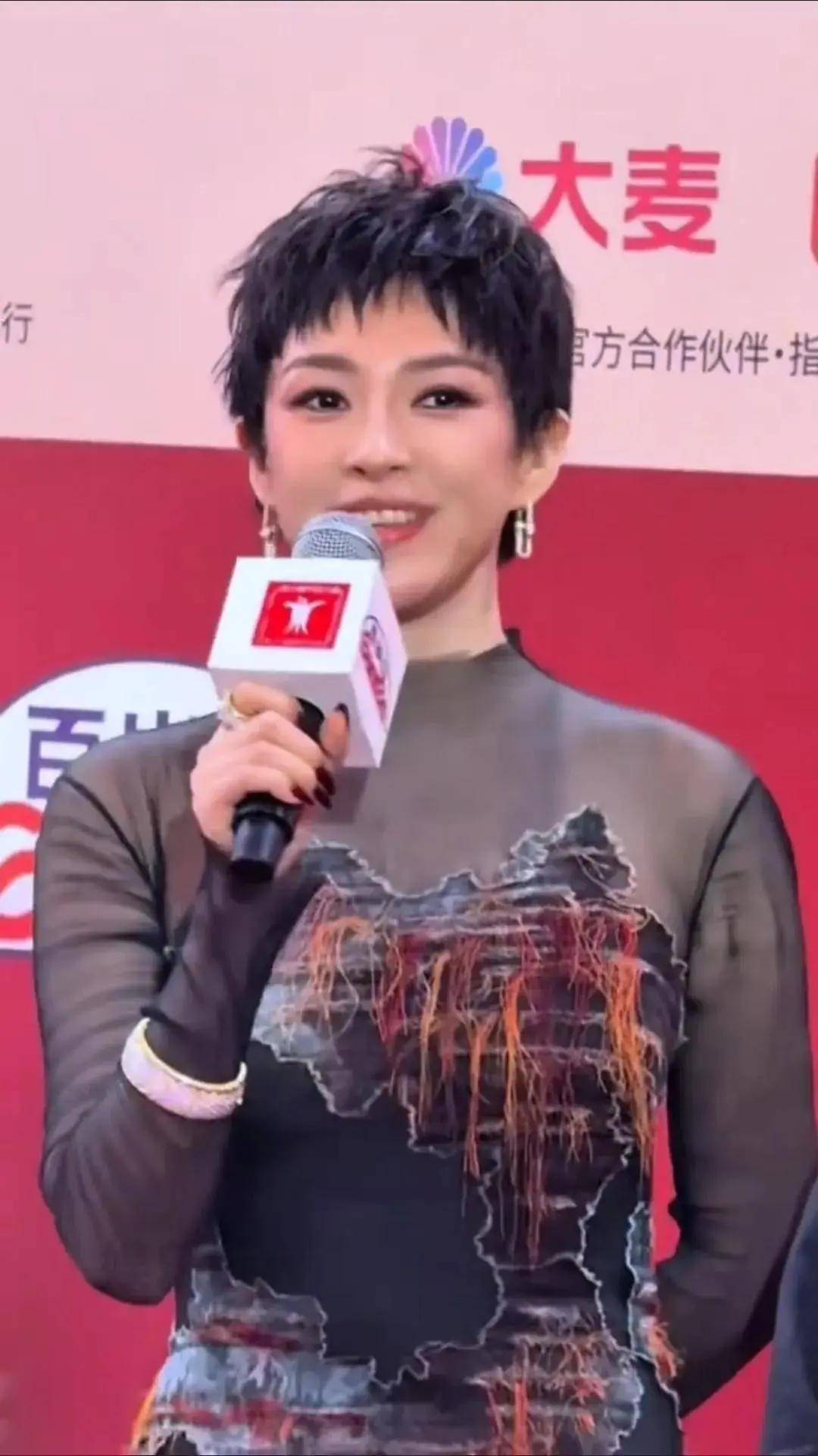 章子怡超短发__章子怡短发