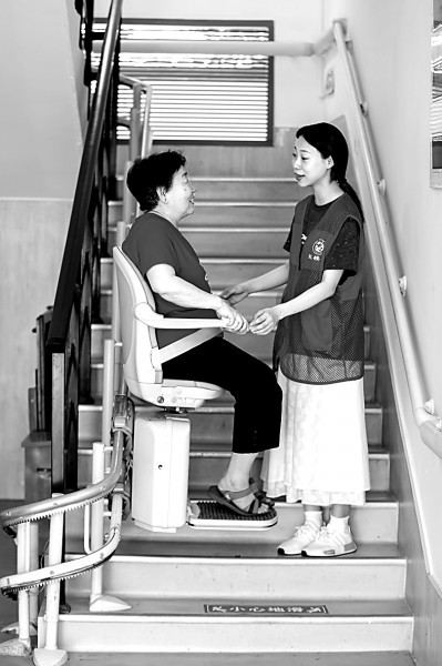 银龄“幸福圈”撬动银发“经济圈”