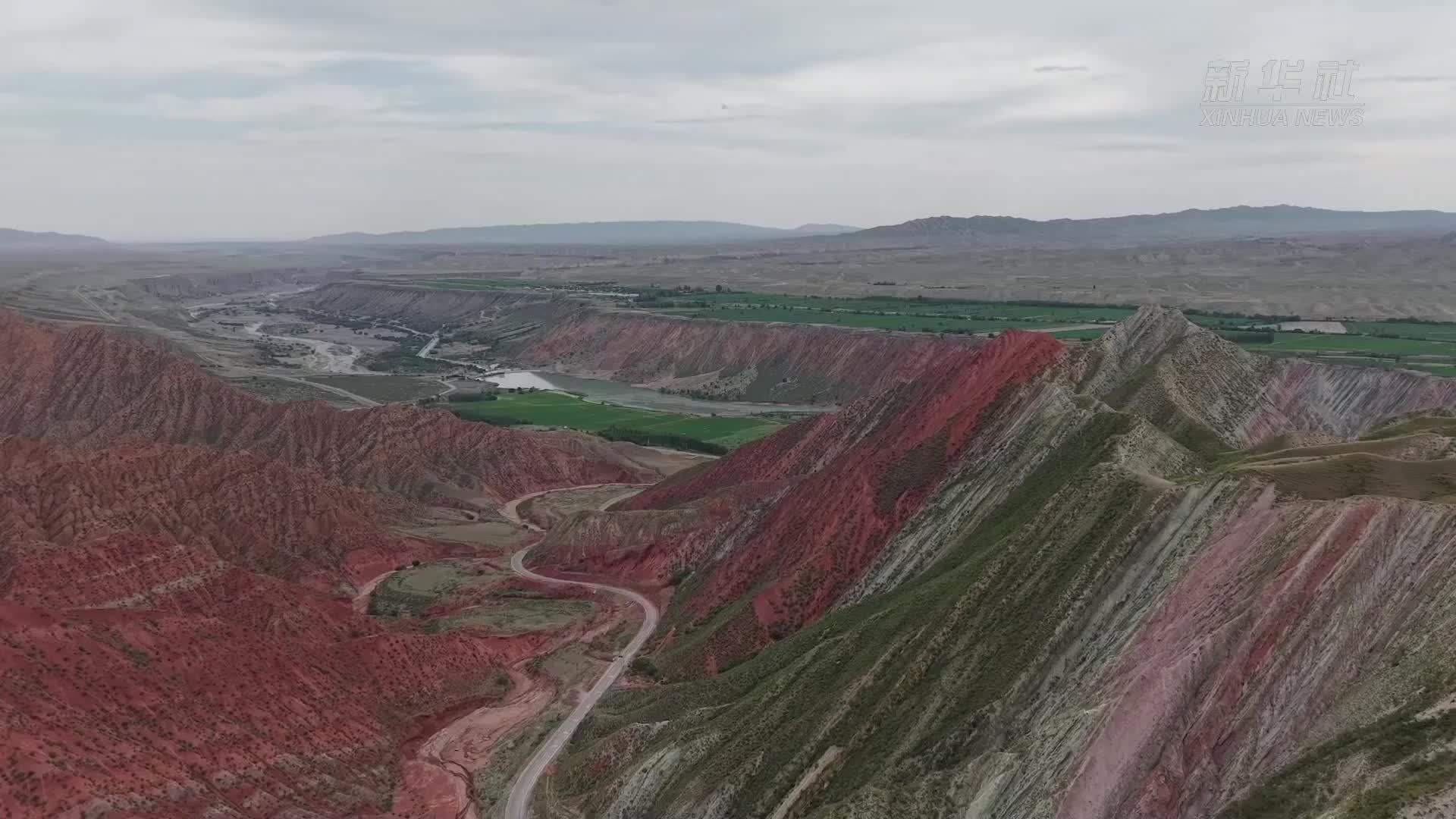 新疆：偏远山村变身绿色驿站 村民吃上“旅游饭”