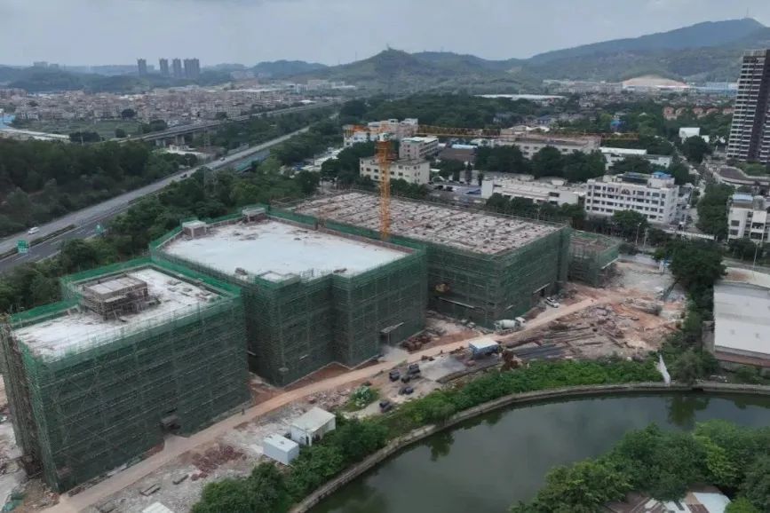 园区改造前后