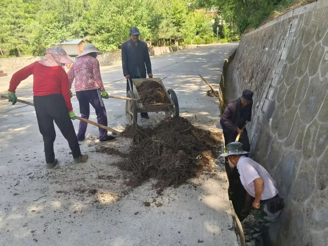 村民从躲着走到捞鱼乐　华亭“美颜”秘诀藏在山水间