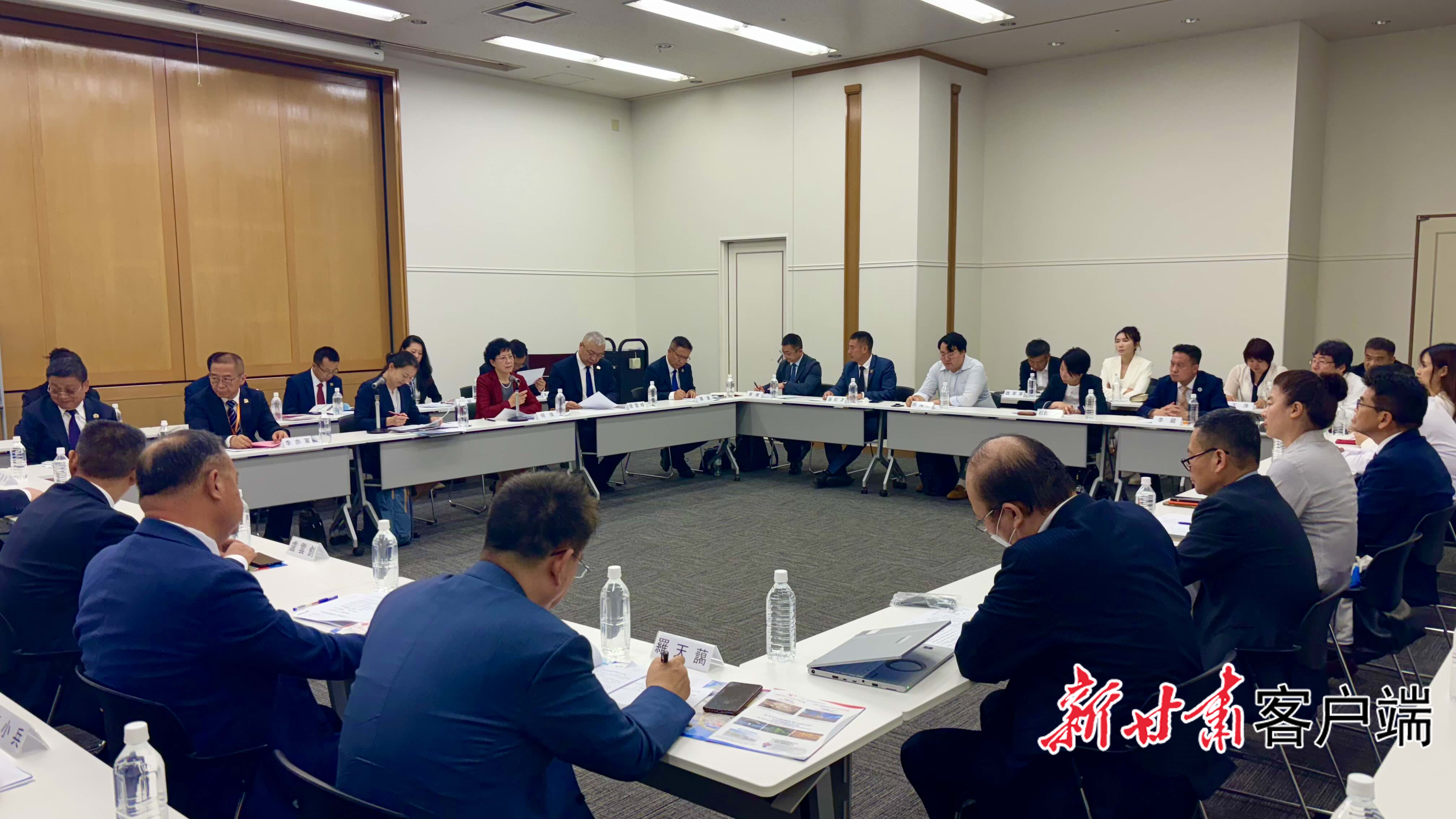 世博会陇日搭“聊天室”　甘肃非遗圈粉大阪市长