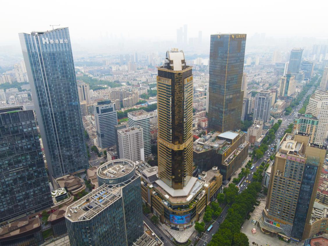 如今的金鹰国际