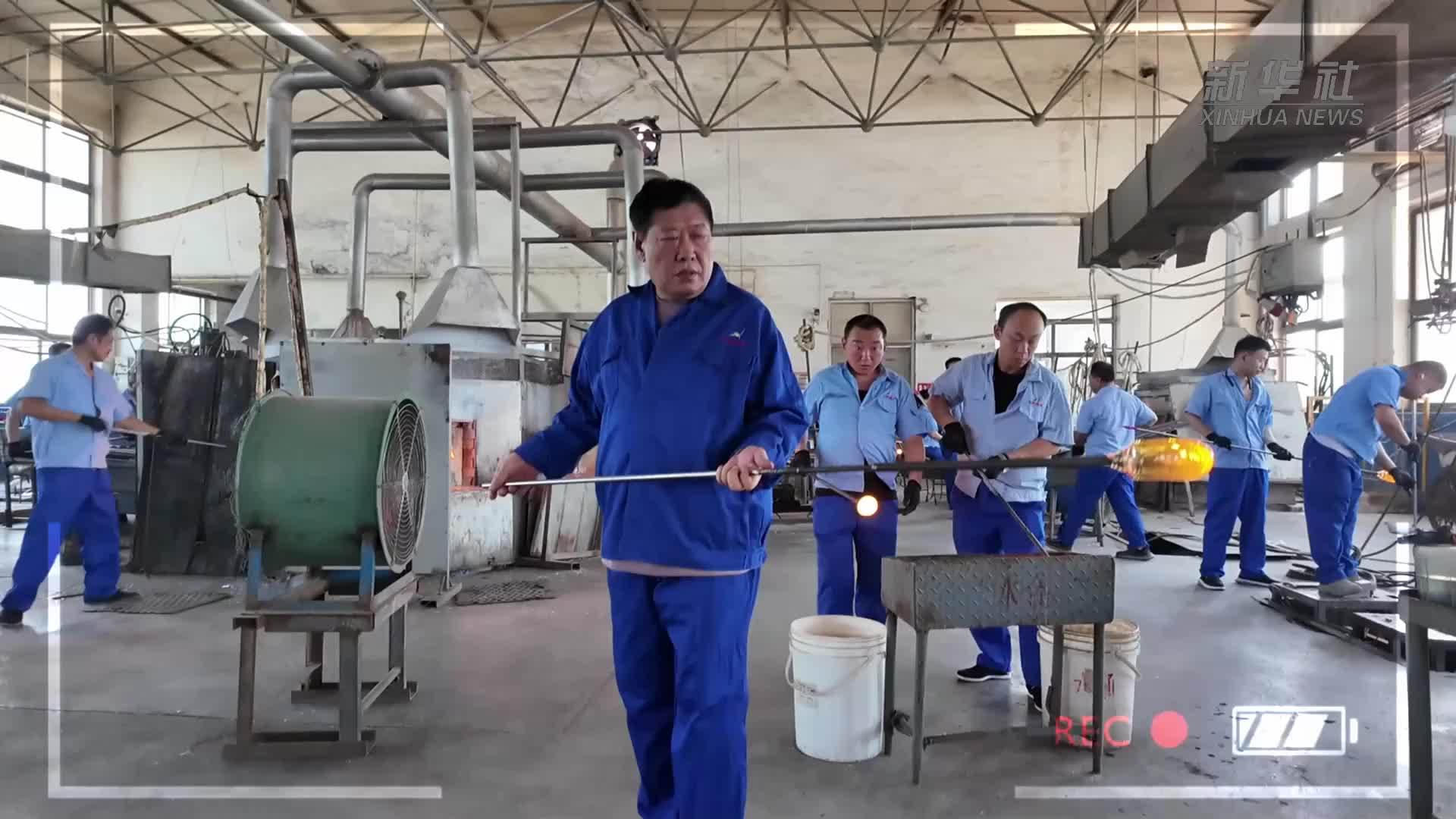 宝藏之城｜这座小城用玻璃惊艳全球