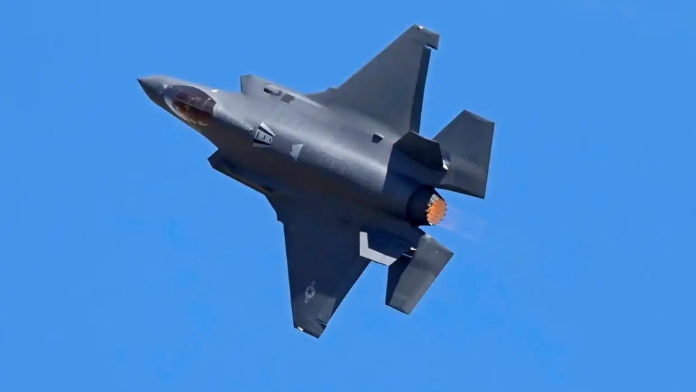 特朗普突离G7，美急调F-35！终极目标：伊朗地下核设施？