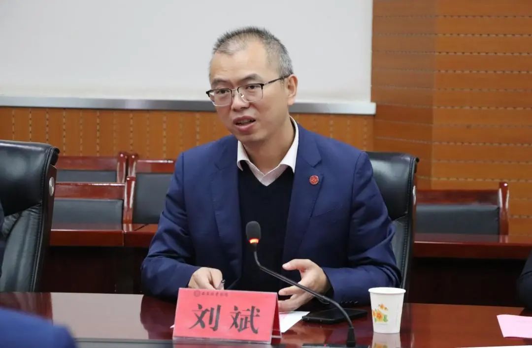 03大会第三项 刘斌副主任发言