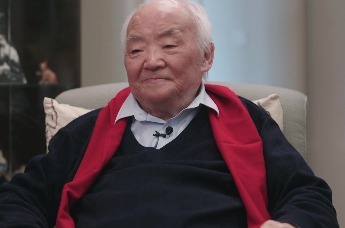 北大教授钱理群：我永远在对既定的结论提出质疑