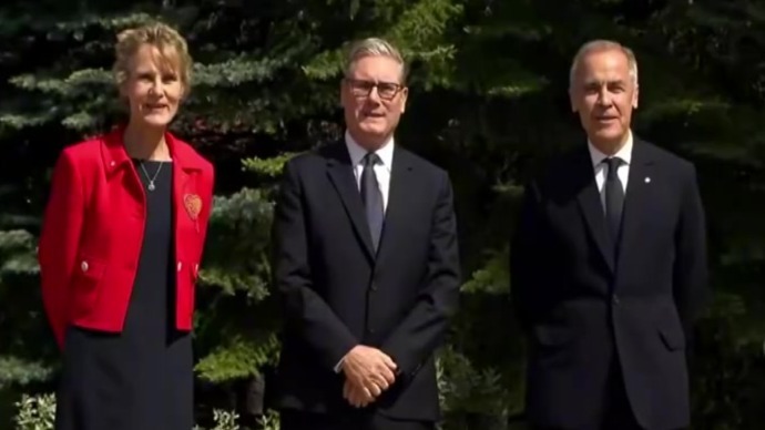 G7国家领导人想6对1施压特朗普，结果特朗普先跑了