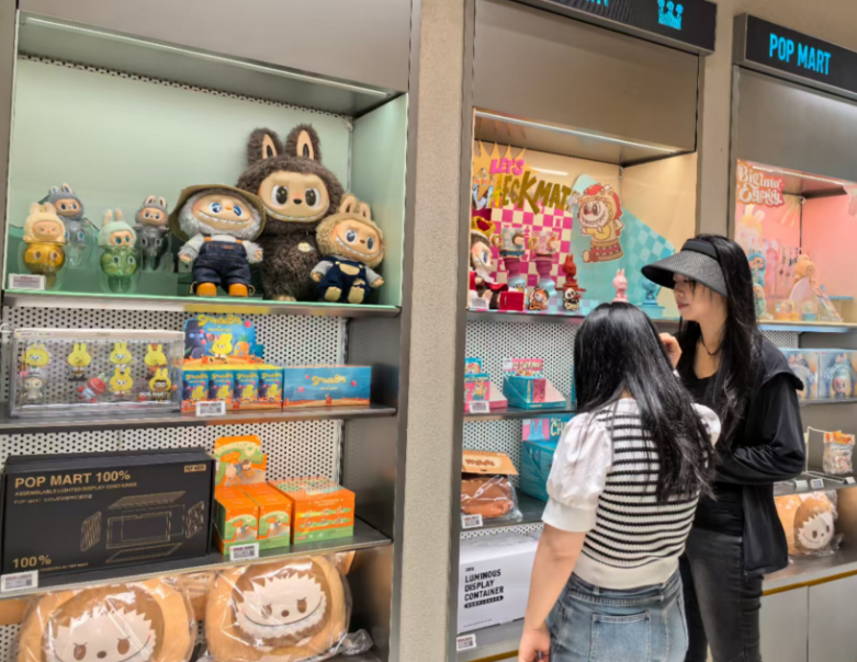 ▲泡泡玛特线下门店