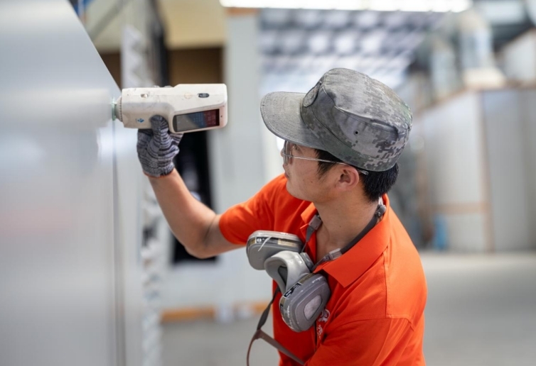 生产实景图（安义县委宣传部供图）