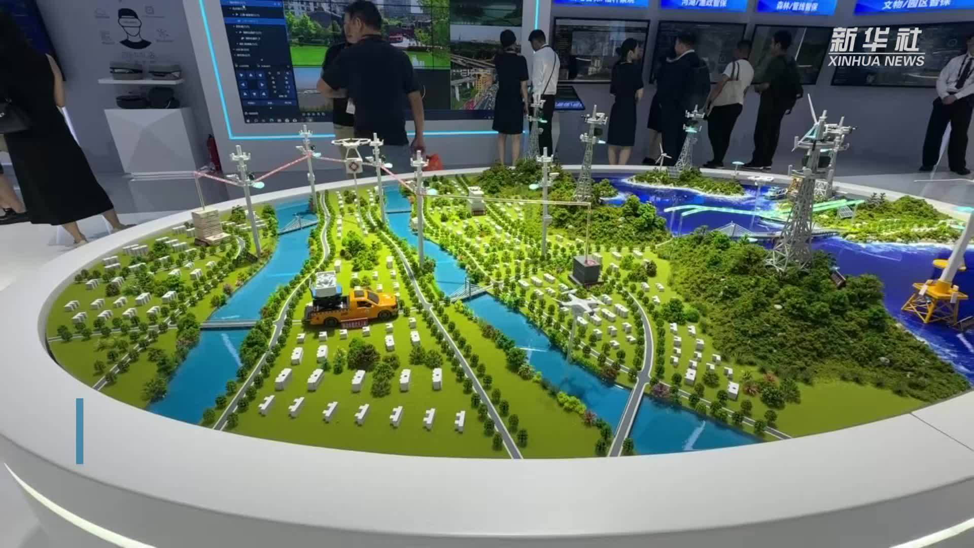 经纬大模型、新型扩频漏缆——看看智能通信铁塔“黑科技”