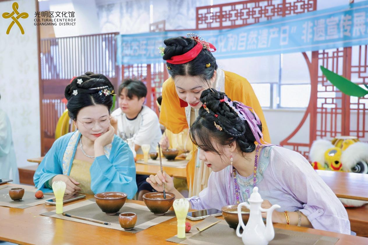 品光明荔枝 学光明非遗