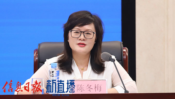 九江經開區黨工委委員、綜保區專職副書記陳冬梅（文穎 攝）