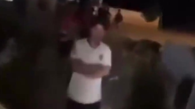 外媒：以色列人在导弹来袭时阻止外国劳工进入地下掩体