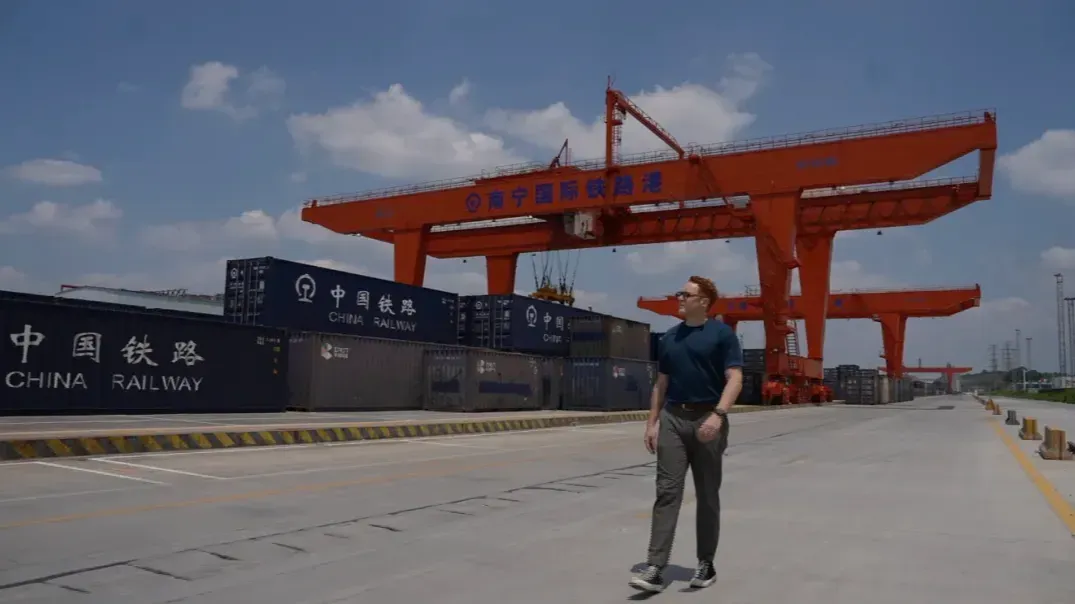 中越货运班列的货运量增长很快，是什么推动了这一增长？