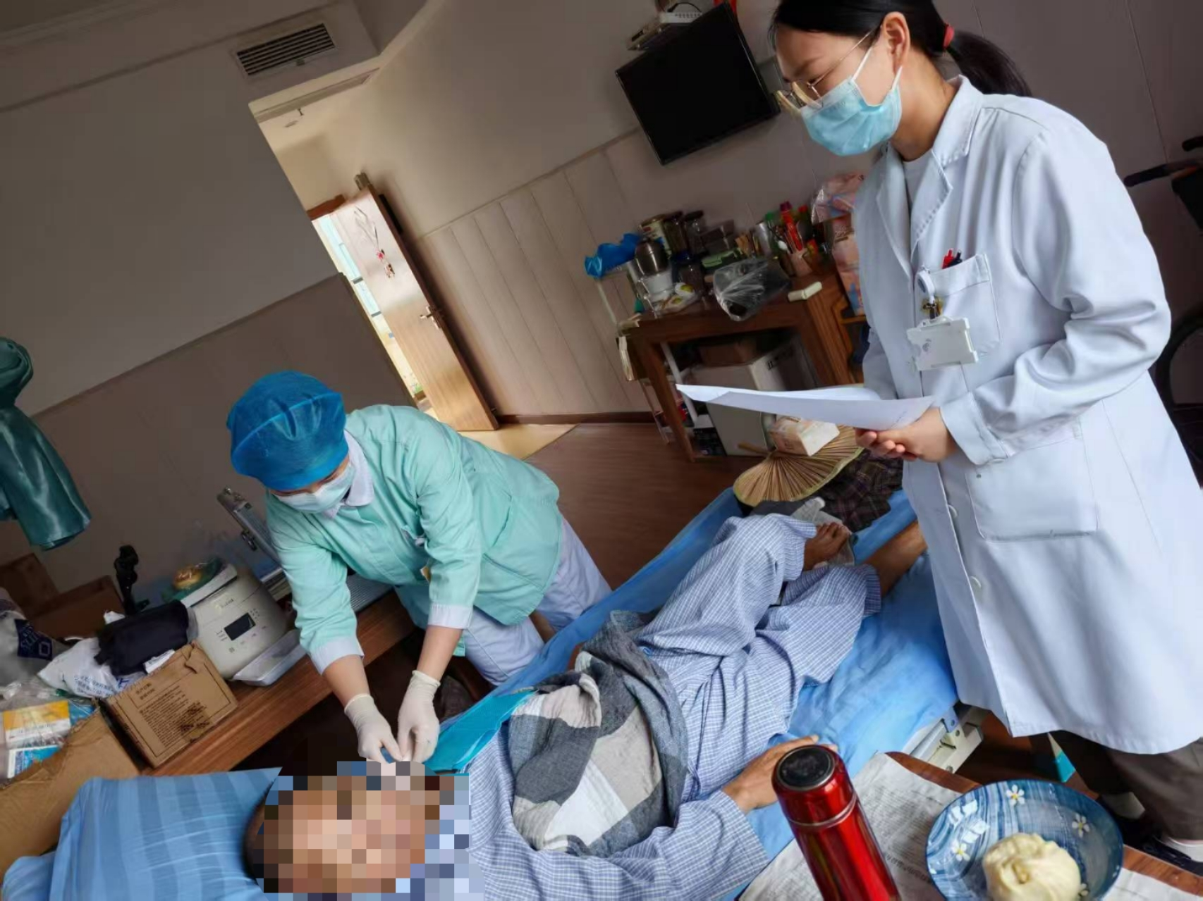 “空巢”到“暖巢”:10分钟响应的 “互联网+护理”重构银发健康服务半径