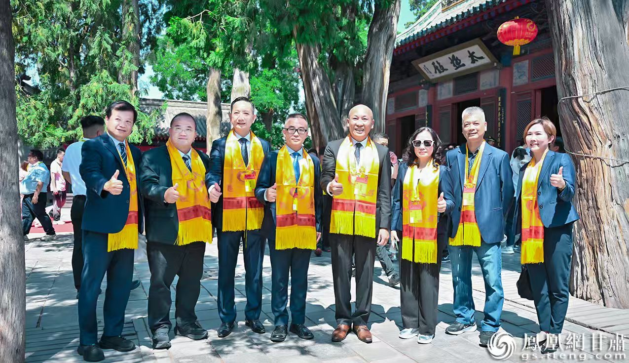 港澳同胞感悟伏羲创造精神，推动中华文明根脉永续。杨艺锴　摄