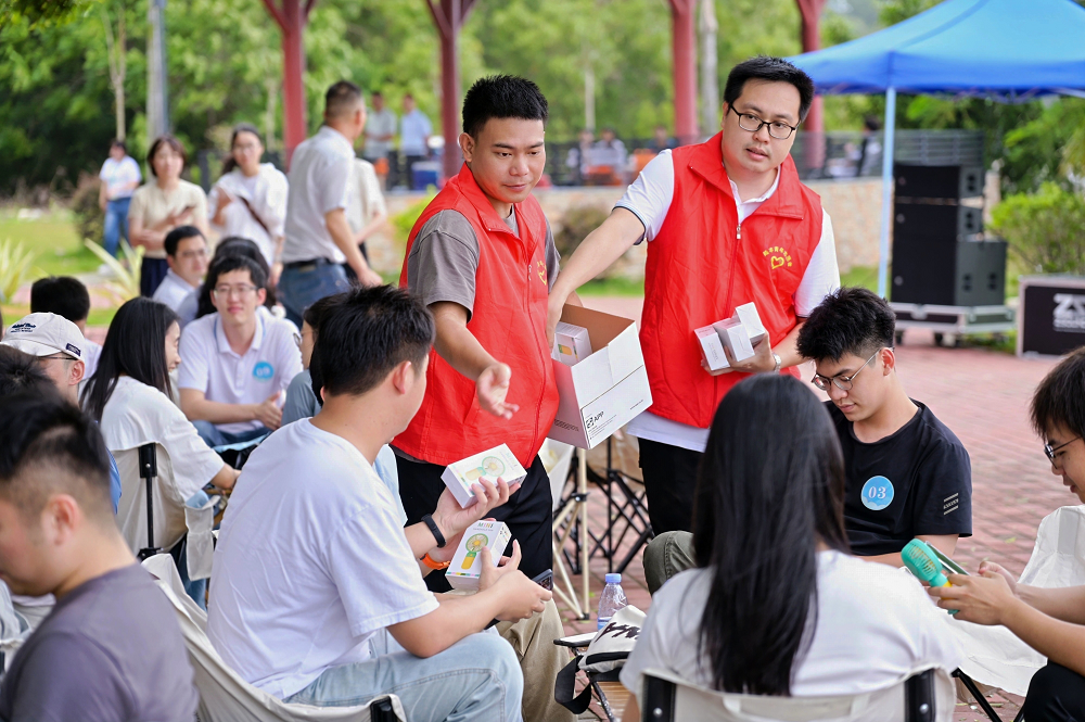 百万英才汇南粤|青年才俊汇聚陆丰，郊野公园内共话未来
