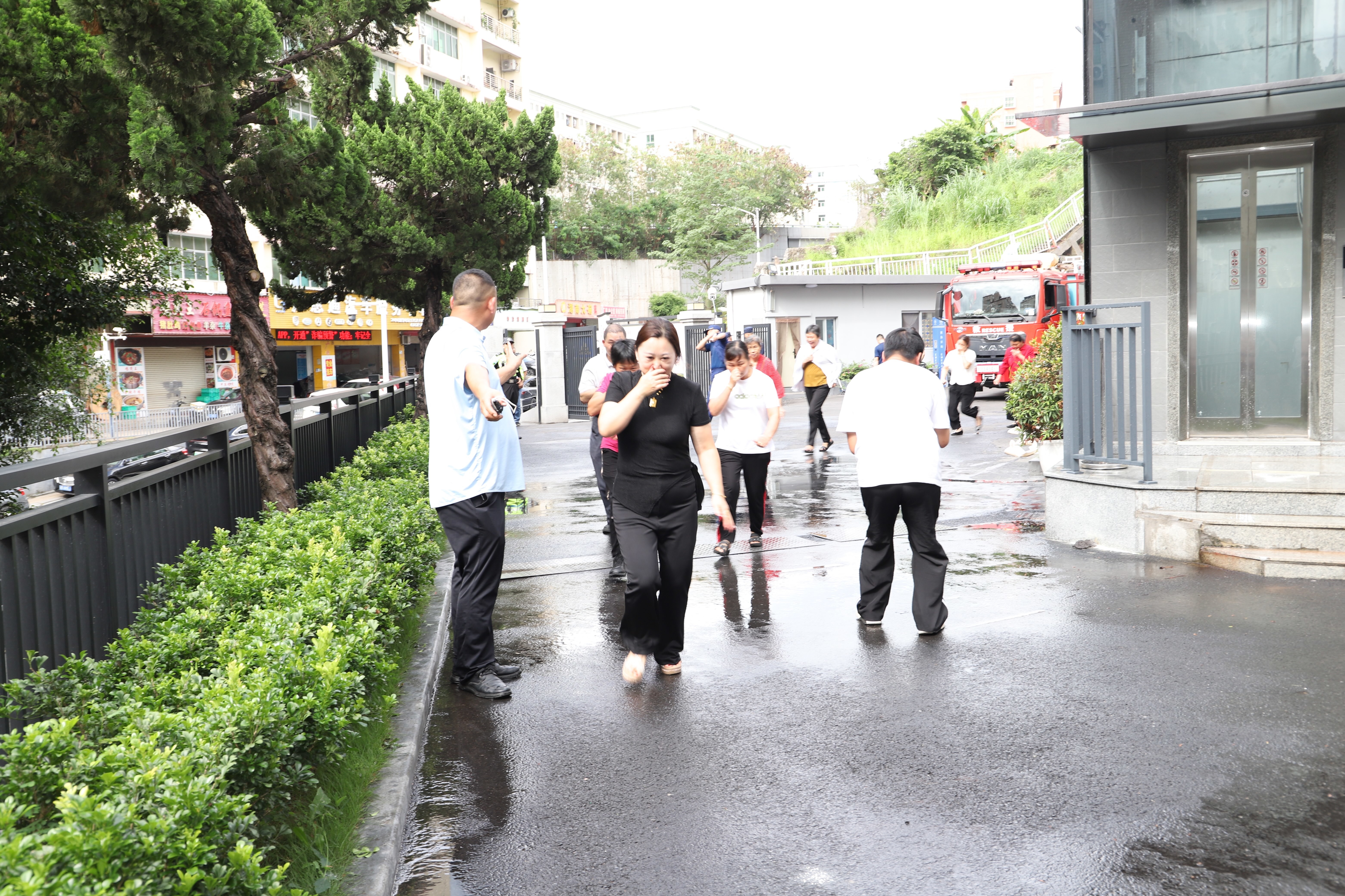 淬火砺剑护安宁!深圳市宗教活动场所应急演练以实战为墨,书写安全防线壮丽篇章