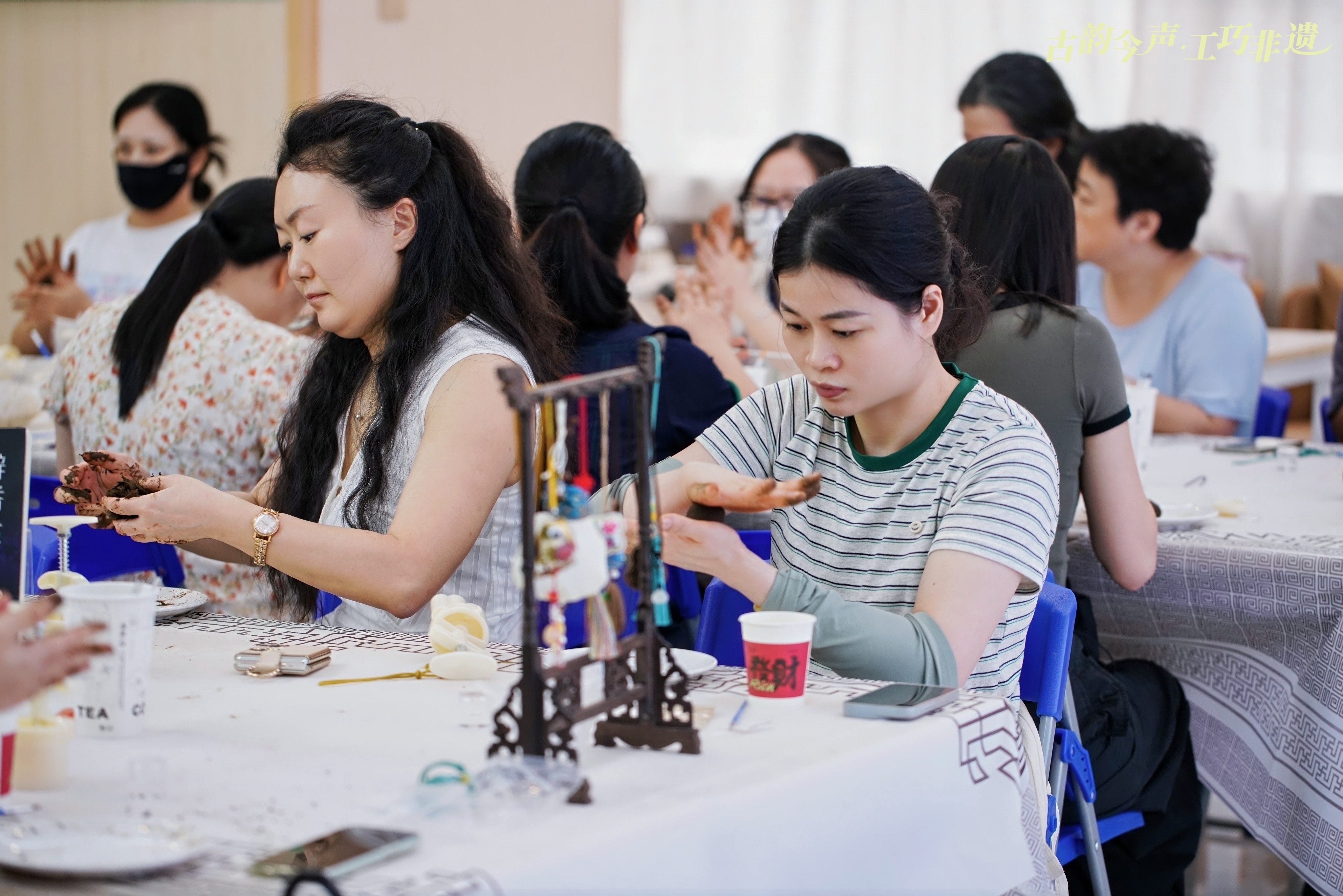 “香”约父亲节!深圳市总工会职工书屋品牌项目首期非遗主题活动举行
