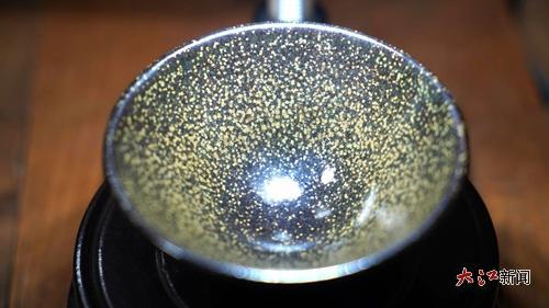 吉州窑“永恒之花”盏