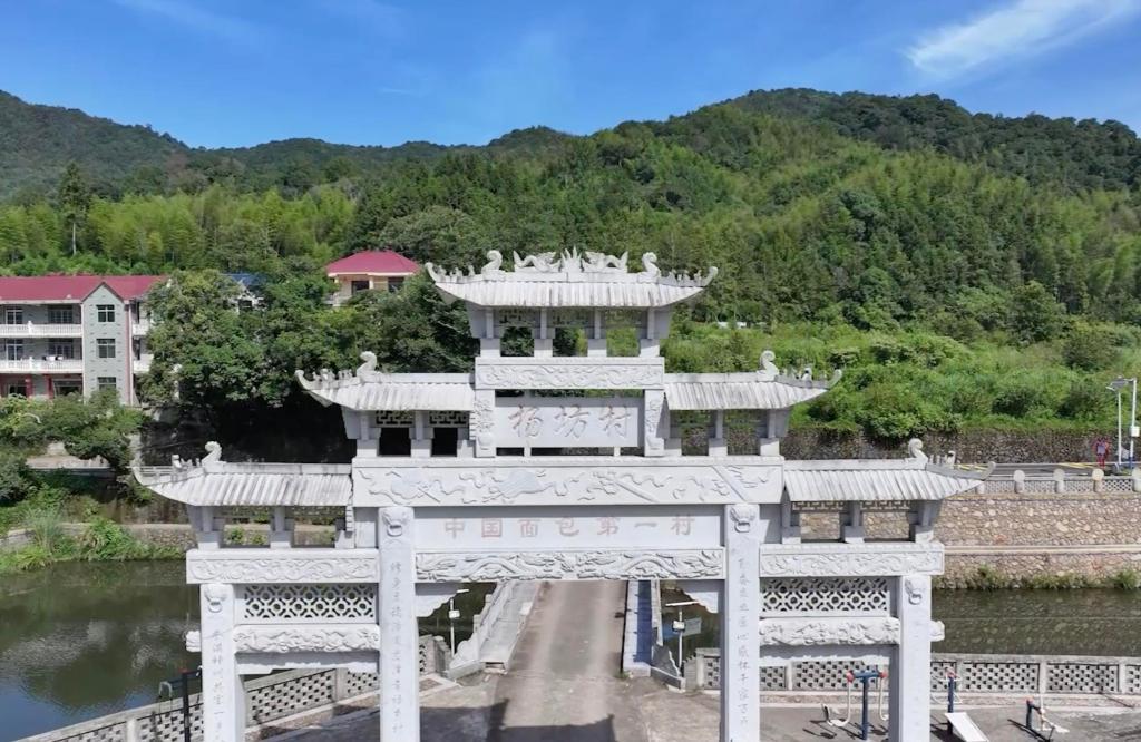 图为江西省抚州市资溪县杨坊村。新华社发