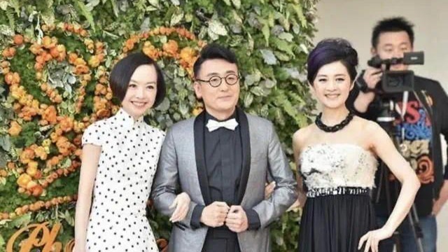 窦文涛与鲁豫王菲俞飞鸿传绯闻，55 岁为何仍单身？封面图