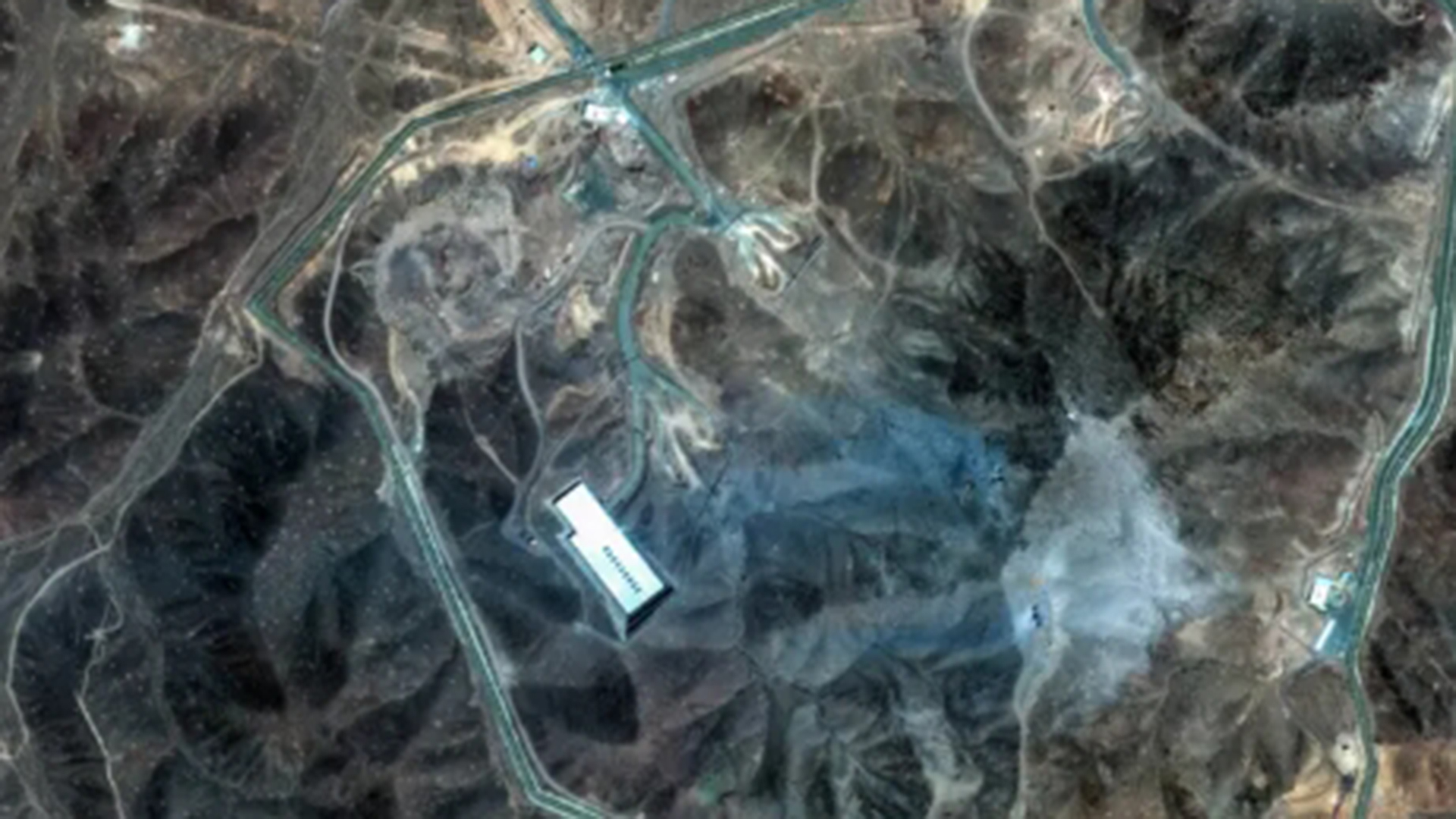 胡塞武装向以色列发动导弹袭击，誓言支持伊朗对抗美以