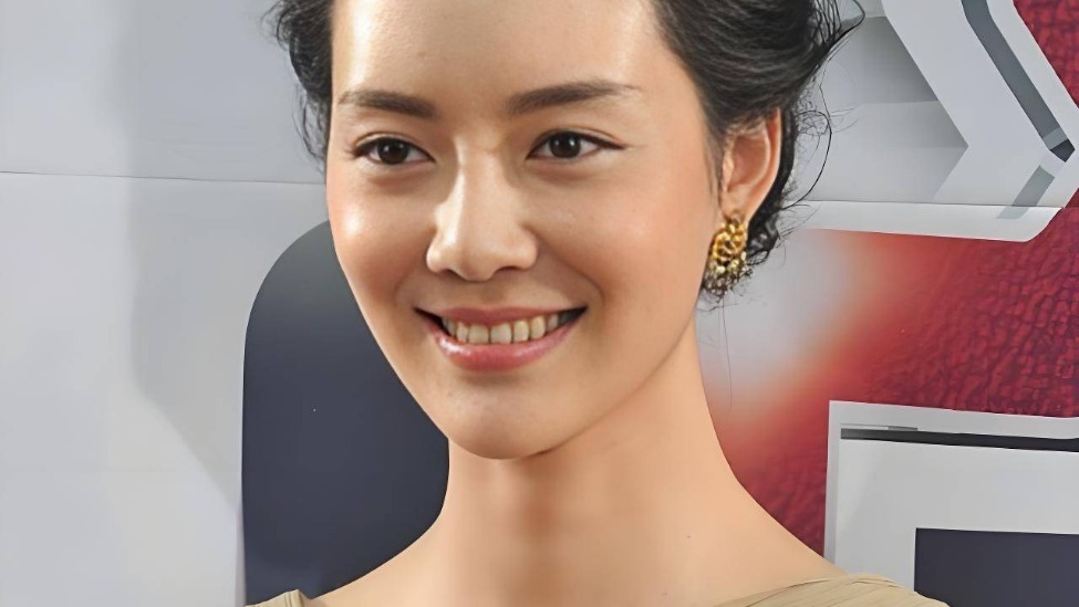 43岁车晓别墅庆生，剩菜饭待客，网友炸锅：是真性情还是抠门？封面图