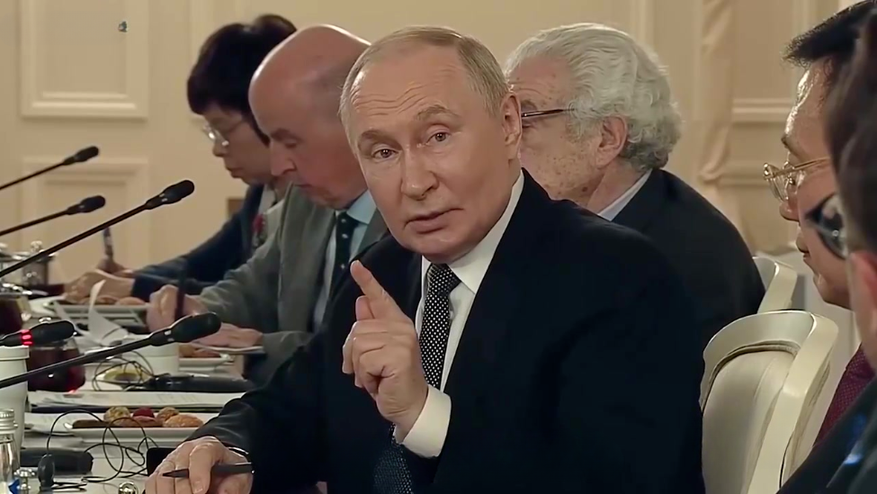 普京遇伊朗求援难题：刚称以色列是“俄语国家”，如何接招？