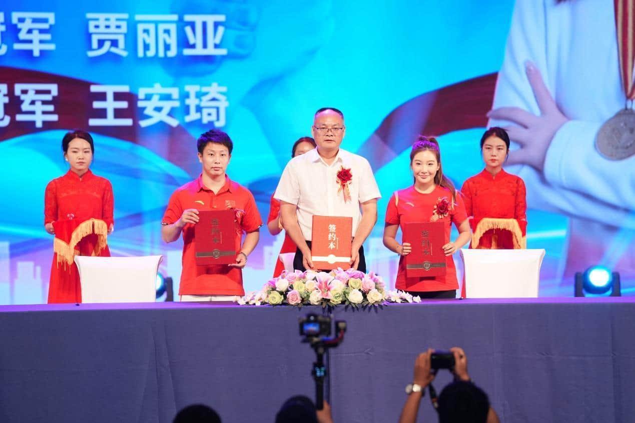 时光淬经典・尚品护安康 | 一带一路文创健康之旅盛大启幕,“文创+健康”开启全球康养新篇章