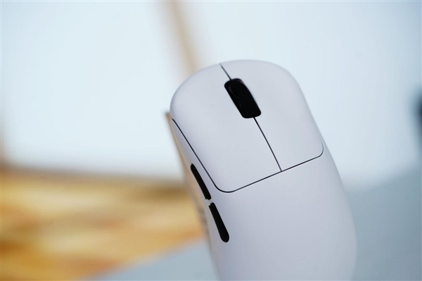 原生级双8K回报率,雷柏VT3S鼠标图赏