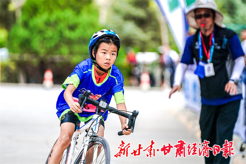 嘉峪关国际铁人三项赛7月5日鸣枪