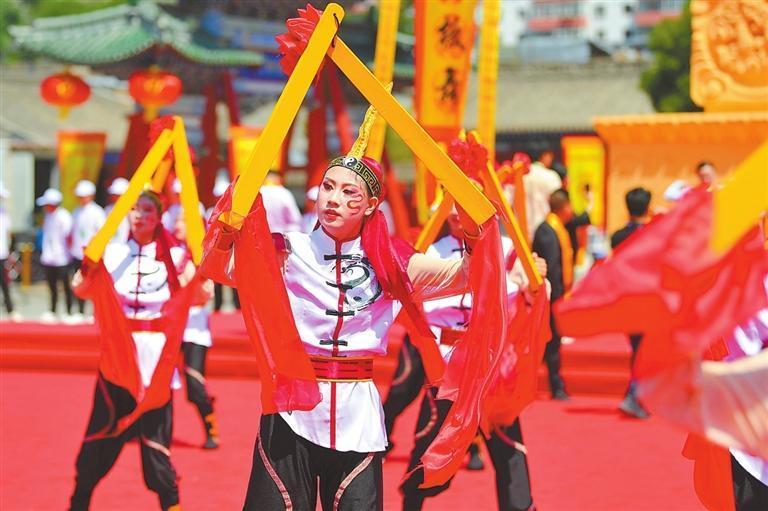 秦州夹板舞表演