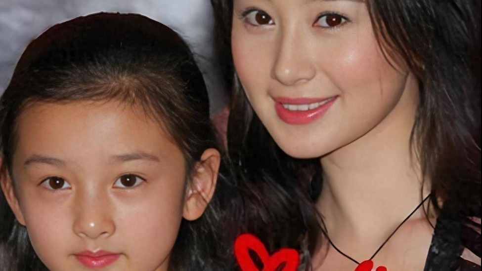 舒畅提携宋祖儿成星，昔日恩情深厚，如今恩断义绝，是忘恩负义还是隐情重重？封面图