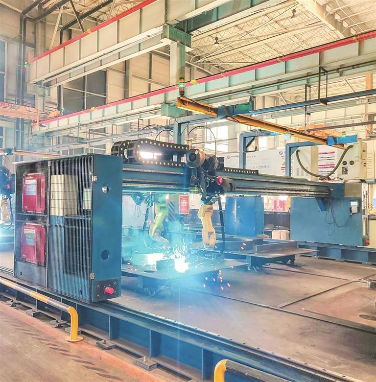 甘肃博睿交通重型装备制造有限公司智能工厂隔板焊接单元站