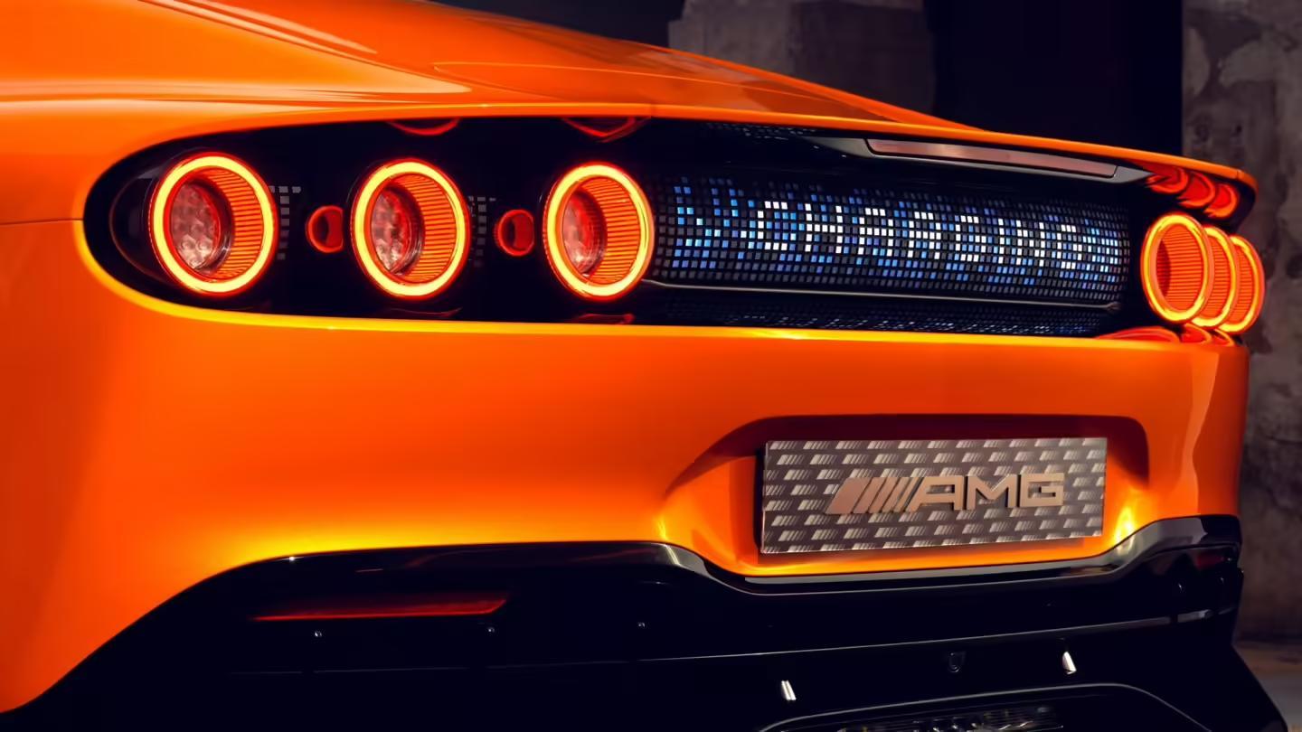 全新梅赛德斯-AMG GT XX概念轿跑正式亮相:1341马力纯电怪兽,技术与F1赛车同源