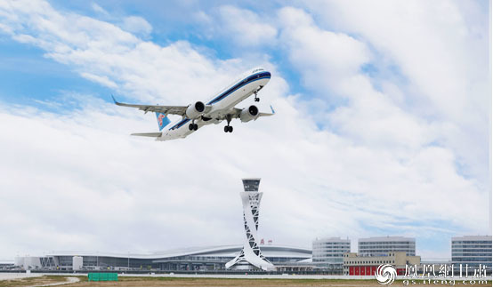 兰州中川国际机场打造“一带一路”新枢纽，T3航站楼投运100天旅客吞吐量达478.20万人次。张博　摄